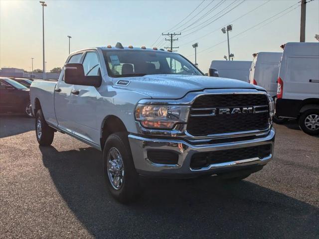 2024 RAM Ram 2500 RAM 2500 TRADESMAN CREW CAB 4X4 8 BOX