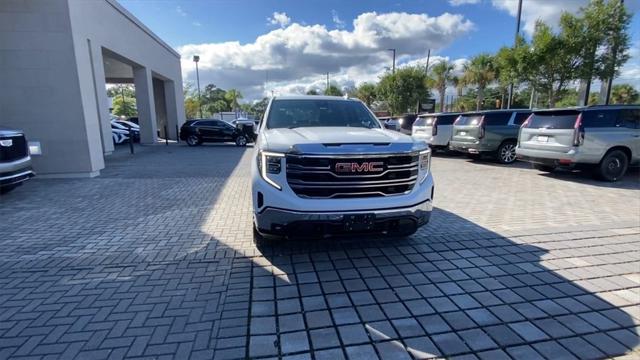 2023 GMC Sierra 1500 4WD Crew Cab Short Box SLT