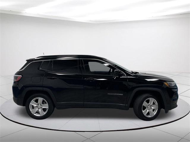 2022 Jeep Compass Latitude FWD