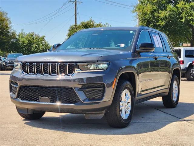 2023 Jeep Grand Cherokee Laredo 4x4