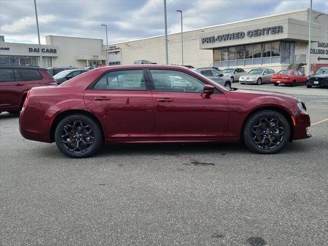 2023 Chrysler 300 Touring L AWD