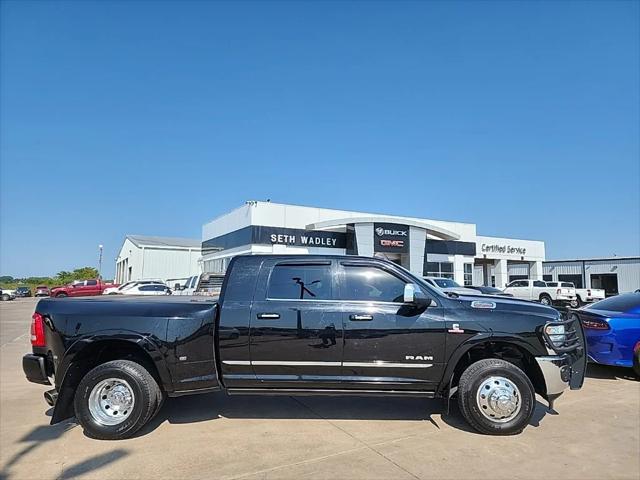 2019 RAM 3500 Limited Mega Cab 4x4 64 Box