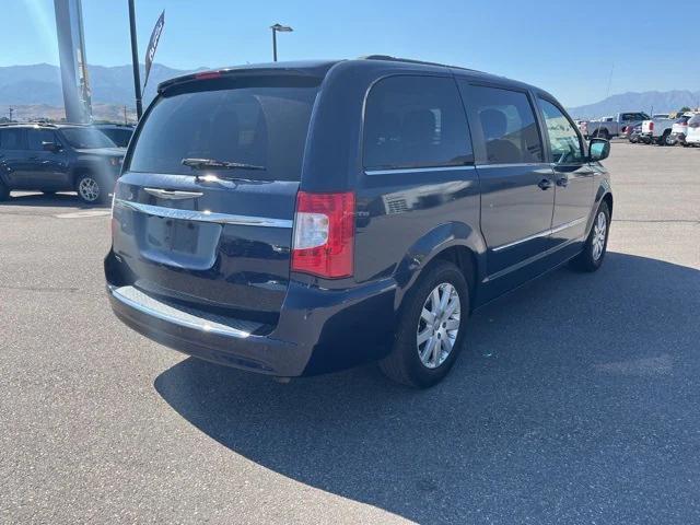 2015 Chrysler Town and Country Touring