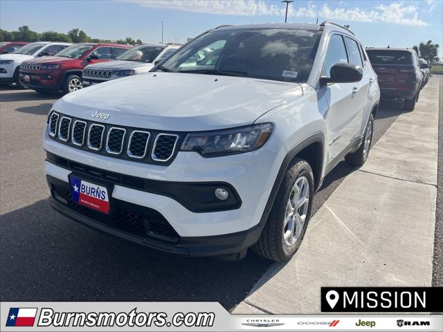 2025 Jeep Compass COMPASS LATITUDE 4X4