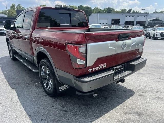 2023 Nissan TITAN Crew Cab Platinum Reserve 4x4