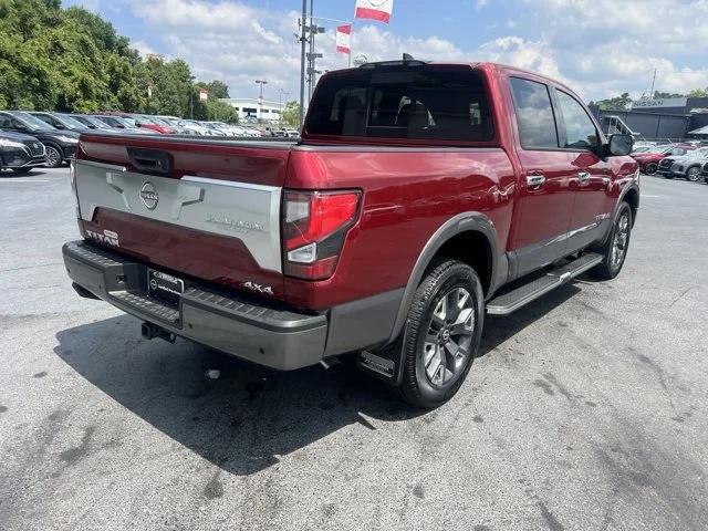 2023 Nissan TITAN Crew Cab Platinum Reserve 4x4