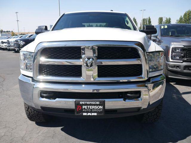 2018 RAM 3500 Tradesman Crew Cab 4x4 8 Box