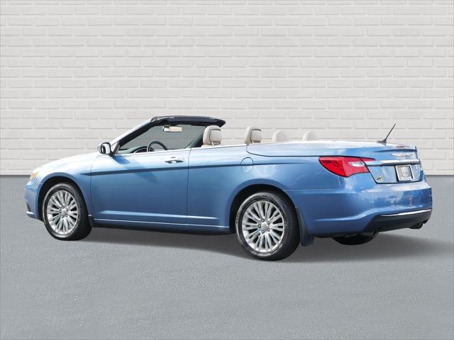 2011 Chrysler 200 Limited
