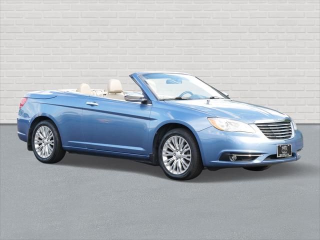 2011 Chrysler 200 Limited