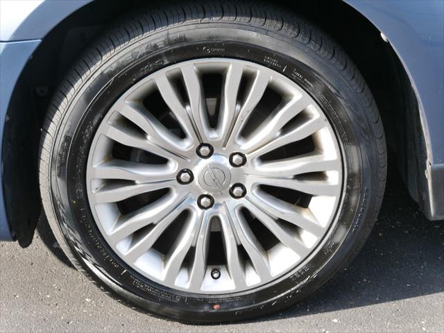 2011 Chrysler 200 Limited