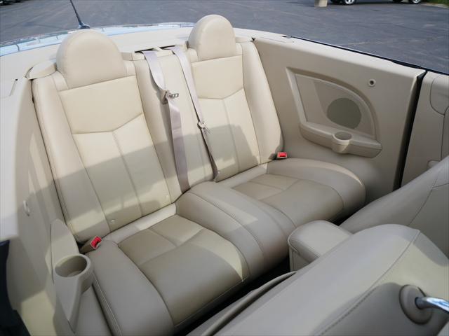2011 Chrysler 200 Limited