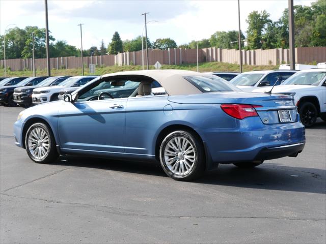 2011 Chrysler 200 Limited