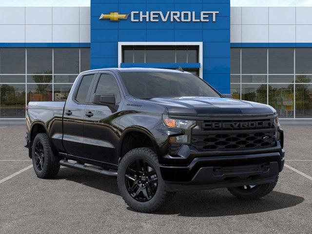 2024 Chevrolet Silverado 1500 4WD Double Cab Standard Bed Custom