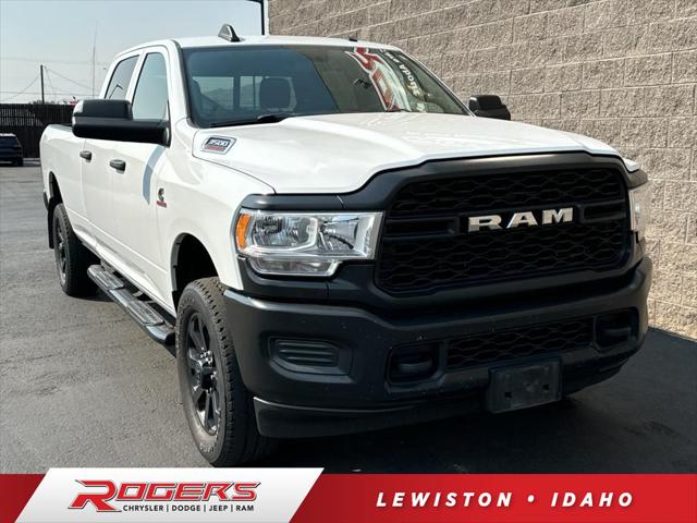 2021 RAM 3500 Tradesman Crew Cab 4x4 8 Box