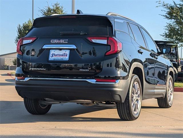 2024 GMC Terrain AWD SLT