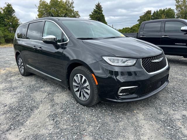 2022 Chrysler Pacifica Hybrid Limited