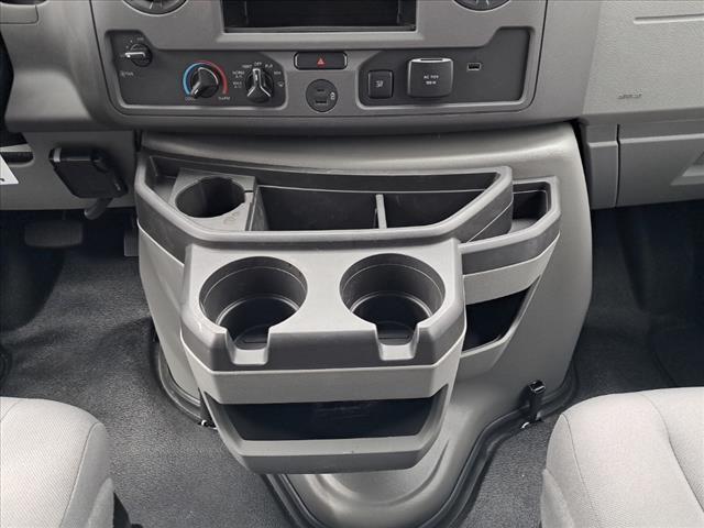 2025 Ford E-350 Cutaway 2025 FORD E-350 CUTAWAY CHASSIS 2DR 138 WB HD