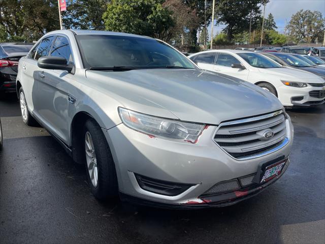 2013 Ford Taurus SE