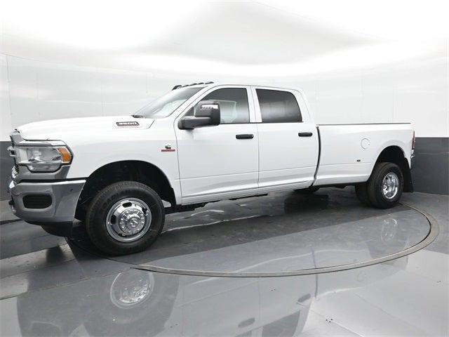 2024 RAM Ram 3500 RAM 3500 TRADESMAN CREW CAB 4X4 8 BOX