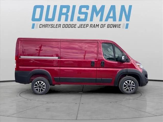 2025 RAM Ram ProMaster RAM PROMASTER 3500 SLT CARGO VAN LOW ROOF 136 WB