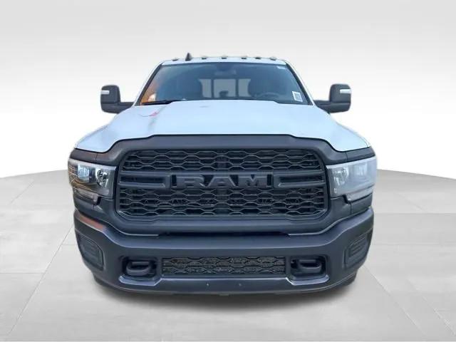 2024 RAM Ram 3500 RAM 3500 TRADESMAN CREW CAB 4X4 8 BOX