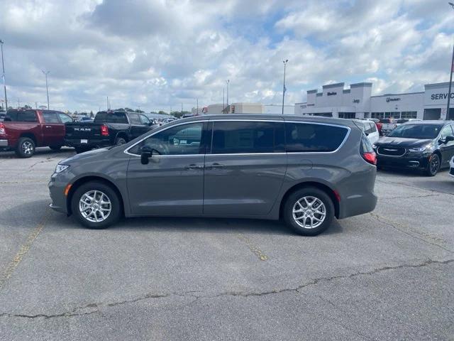 2025 Chrysler Pacifica PACIFICA SELECT