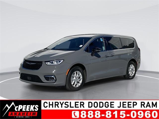 2025 Chrysler Pacifica PACIFICA SELECT