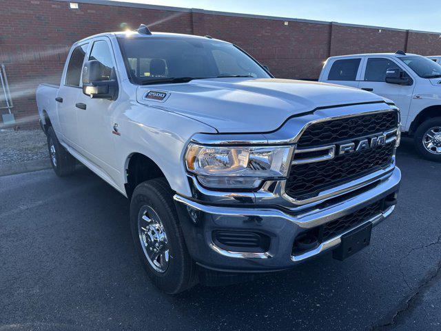 2024 RAM Ram 2500 RAM 2500 TRADESMAN CREW CAB 4X4 64 BOX