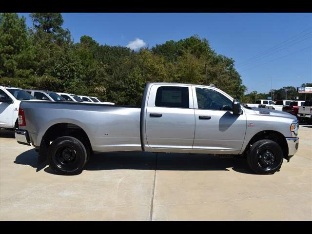 2024 RAM Ram 3500 RAM 3500 TRADESMAN CREW CAB 4X4 8 BOX