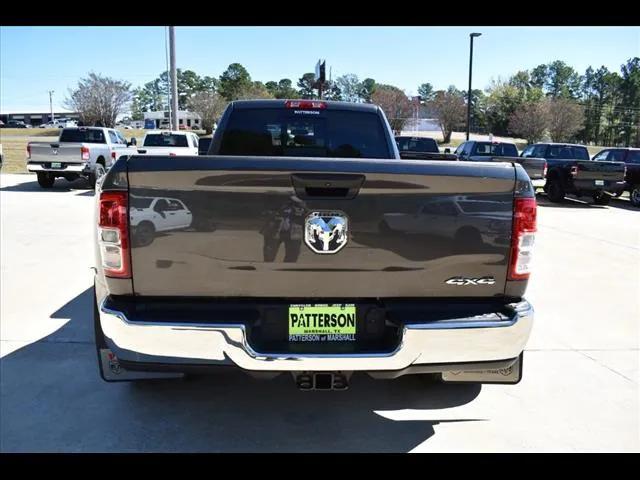 2024 RAM Ram 3500 RAM 3500 TRADESMAN CREW CAB 4X4 8 BOX