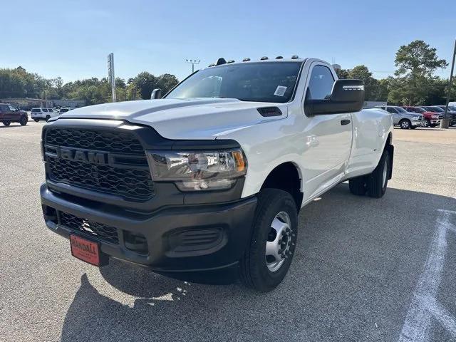 2024 RAM Ram 3500 RAM 3500 TRADESMAN REGULAR CAB 4X4 8 BOX