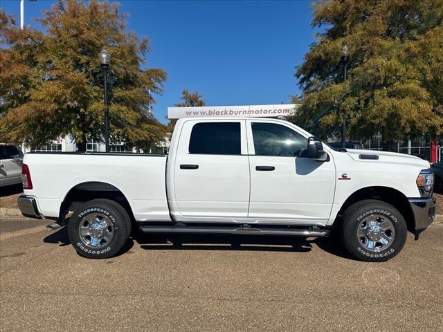 2024 RAM Ram 2500 RAM 2500 TRADESMAN CREW CAB 4X4 64 BOX