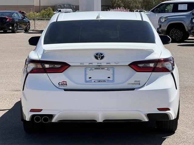 2023 Toyota Camry SE Hybrid