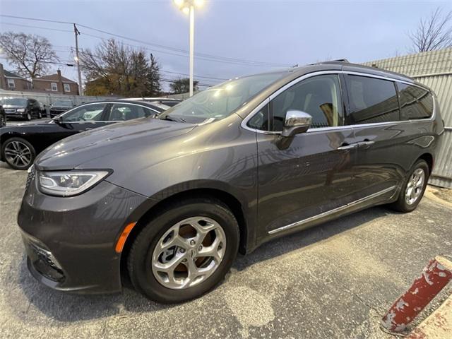 2022 Chrysler Pacifica Limited