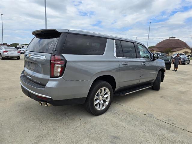 2023 Chevrolet Suburban 4WD Premier