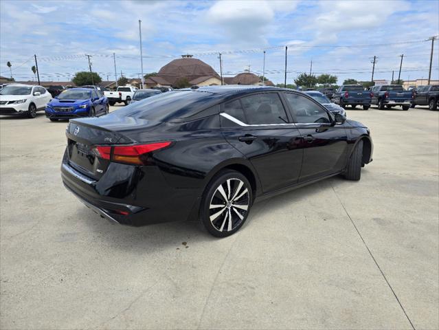 2022 Nissan Altima SR Intelligent AWD