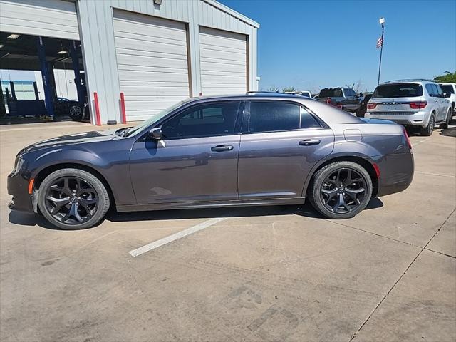 2022 Chrysler 300 Touring L