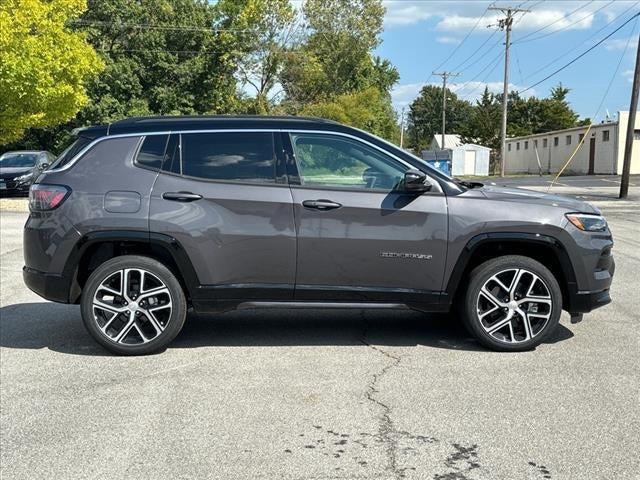 2024 Jeep Compass COMPASS LIMITED 4X4