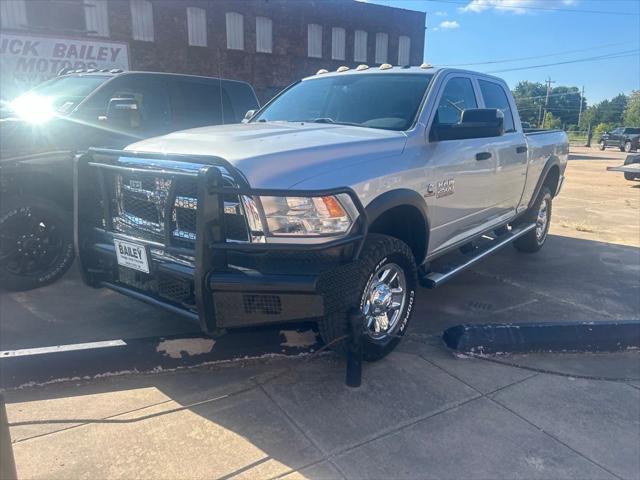 2017 RAM 2500 Tradesman Crew Cab 4x4 64 Box