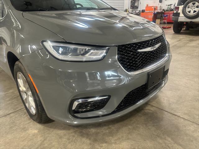 2021 Chrysler Pacifica Touring L AWD