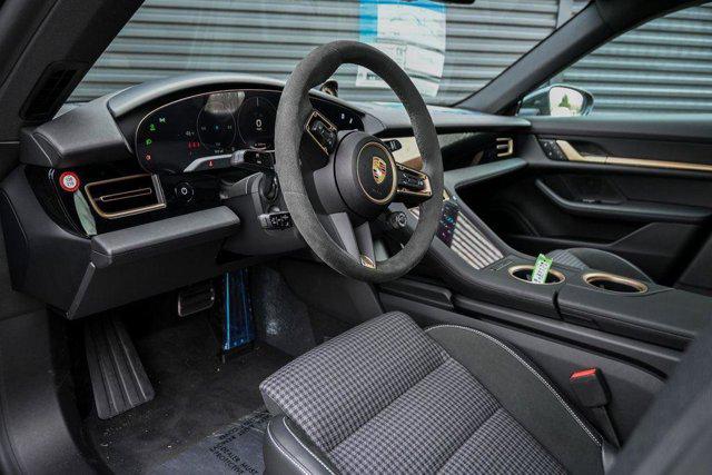 2025 Porsche Taycan 4S