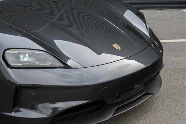 2025 Porsche Taycan 4S