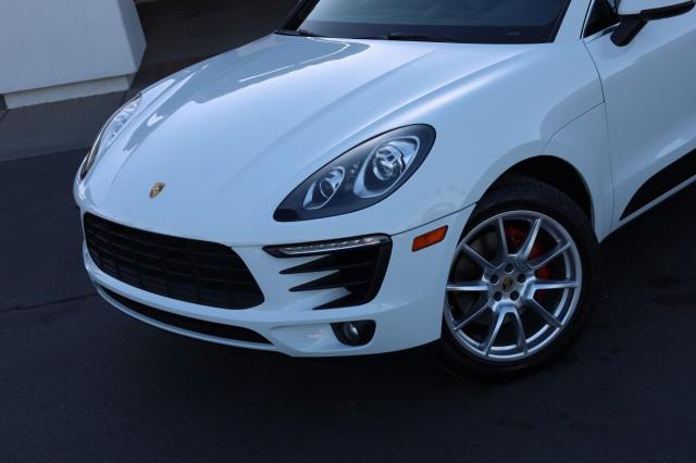 2016 Porsche Macan S