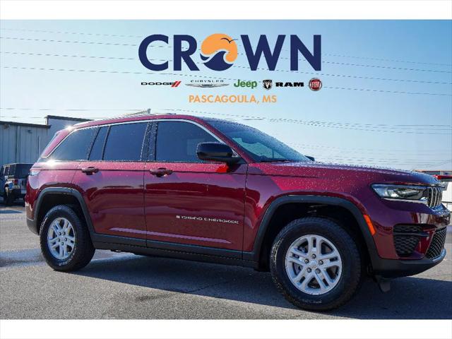 2023 Jeep Grand Cherokee Laredo 4x2