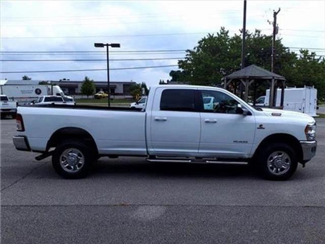 2022 RAM 2500 Big Horn Crew Cab 4x4 8 Box