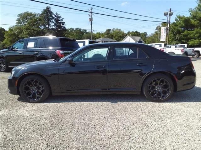 2019 Chrysler 300 Touring