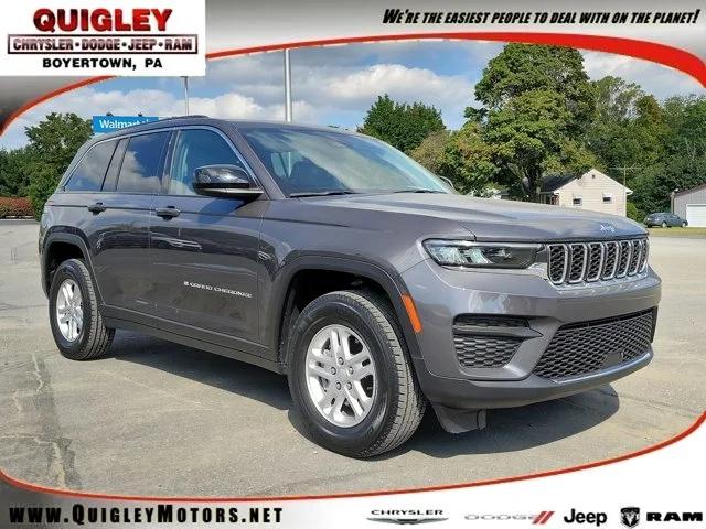 2022 Jeep Grand Cherokee Laredo 4x4