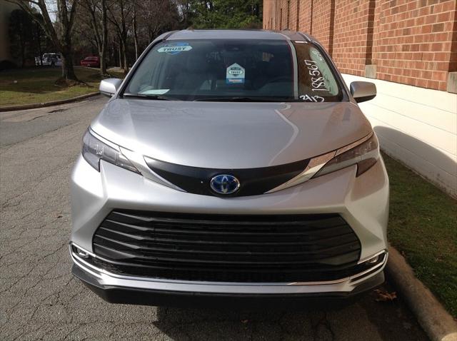 2024 Toyota Sienna Unknown