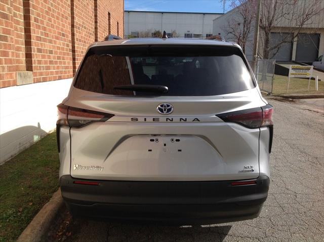 2024 Toyota Sienna Unknown