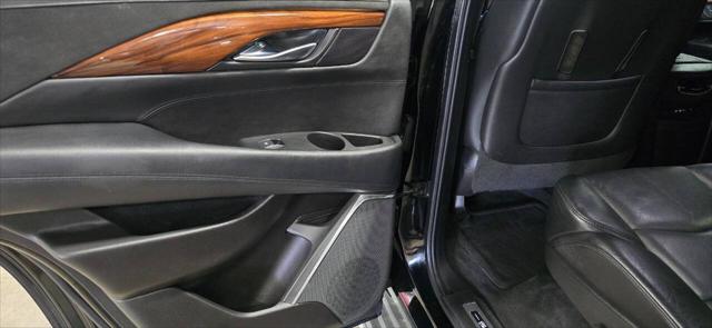 2015 Cadillac Escalade Luxury